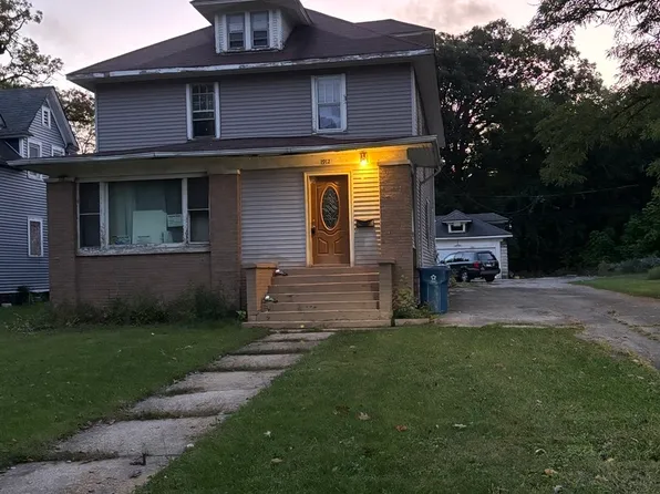 1912 Euclid Ave, Chicago Heights, IL 60411