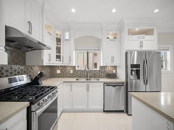 2nd image of 4986 Inman Ave