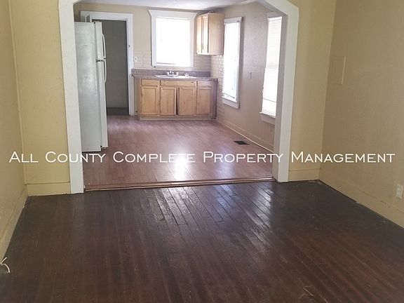 4th image of 1604 E 27th St