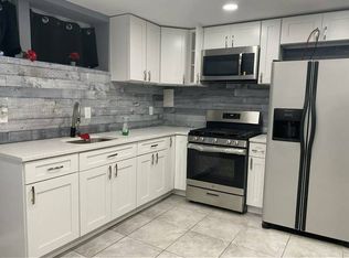 319 Dixon Ave, Staten Island, NY 10303