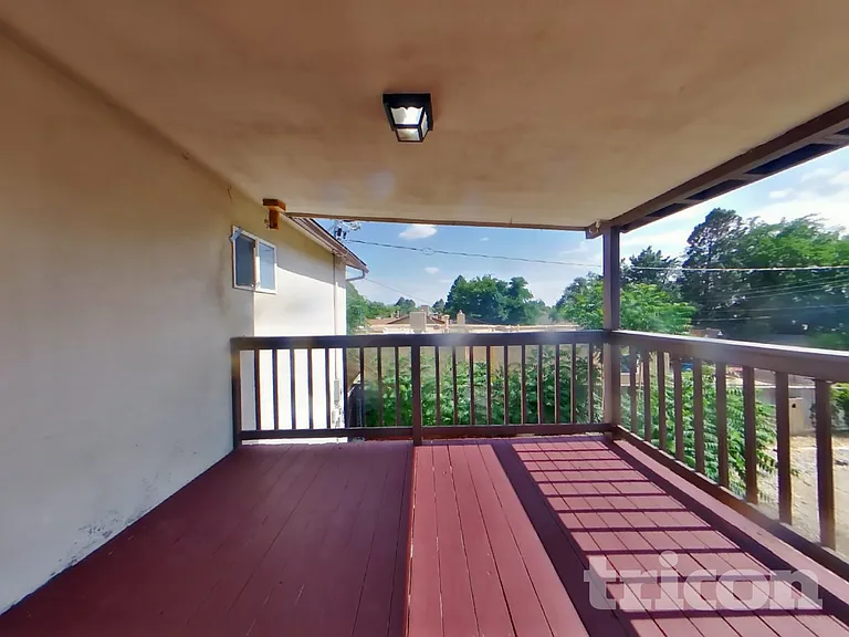 1725 Hiawatha Dr NE — Photo 17