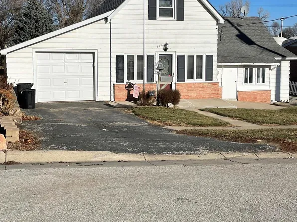 216 Lasalle Ave, Panama, IA 51562