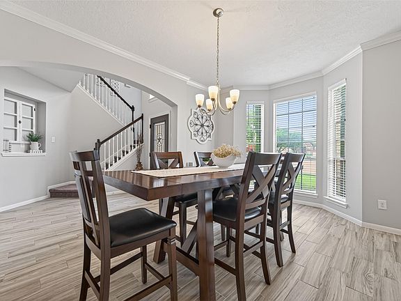 3rd image of 9027 Pheasant Trace Ct