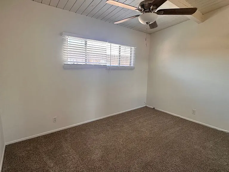 1336 E Hellman St — Photo 10