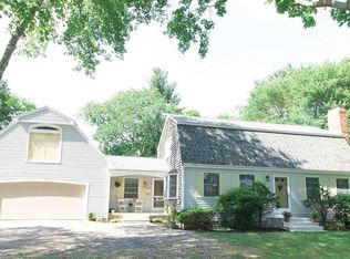 127 Walnut St, Halifax, MA 02338