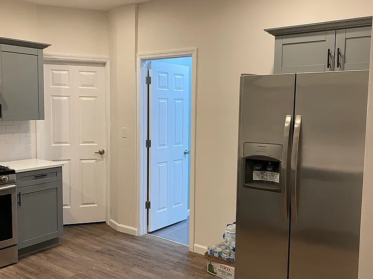 141 Clark Pl #2 — Photo 3
