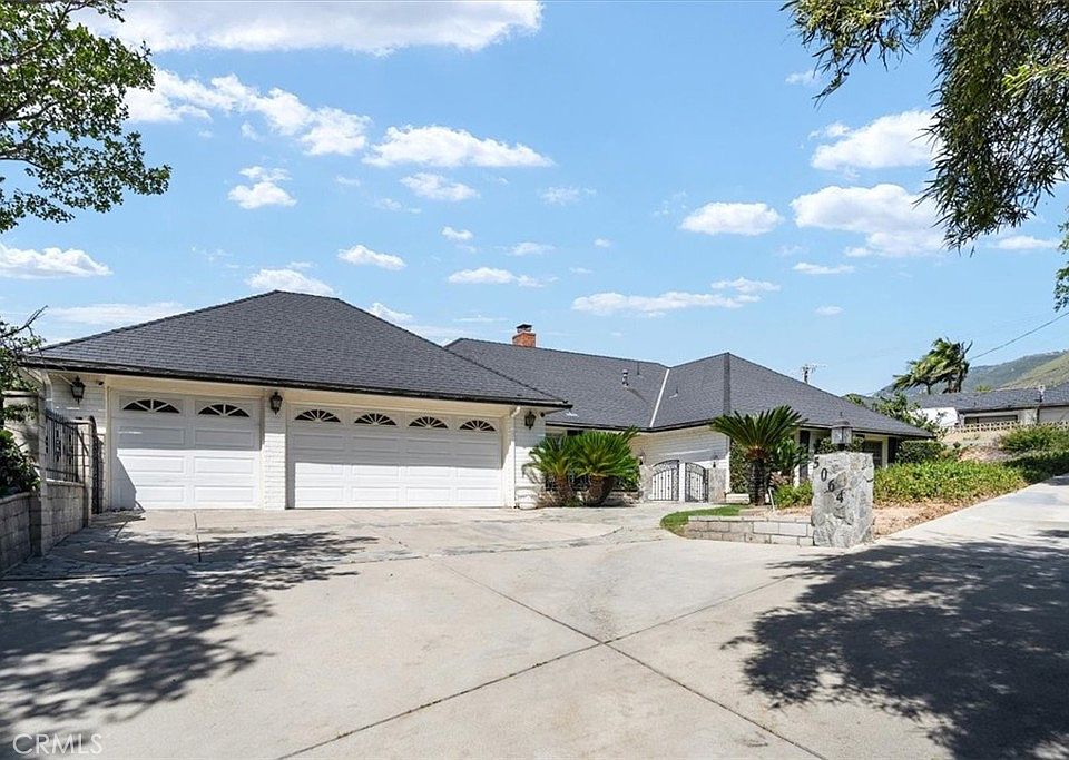 1st image of 5064 Mariposa Dr