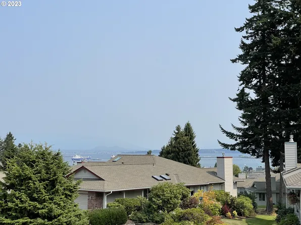 2011 Creekside Cir, Anacortes, WA 98221
