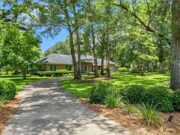 200 Rosehill Dr W, Tallahassee, FL 32312