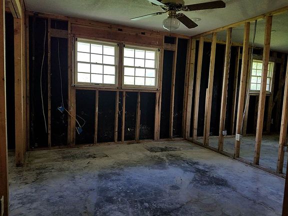 5th image of 13520 Leaning Oaks Dr