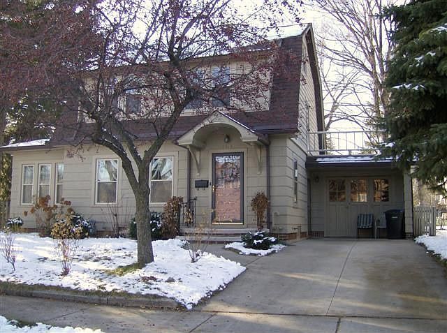 2nd image of 1515 N Durkee St