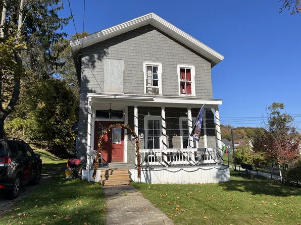 537 E 5th St #1, Jamestown, NY 14701
