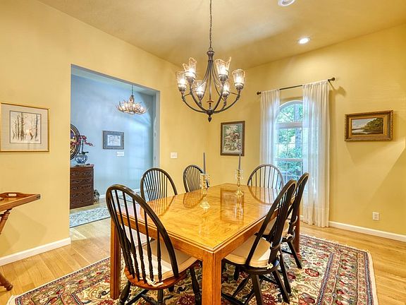 14th image of 198 Riverbend Dr