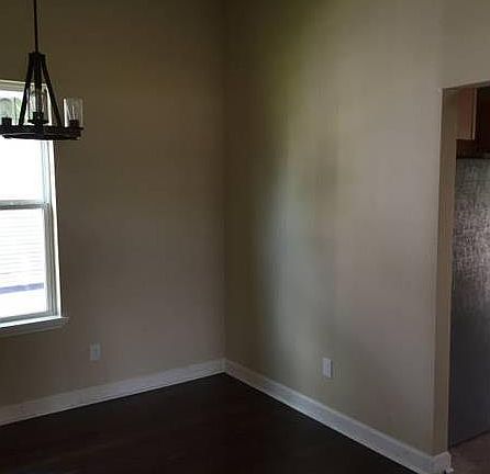 4th image of 314 W 3rd St