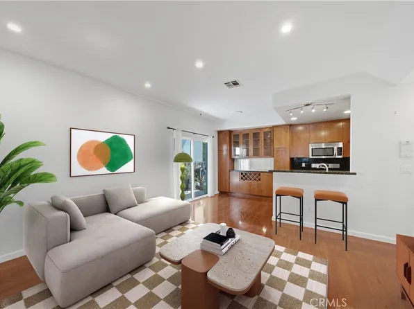 1554 N Hobart Blvd APT 2, Los Angeles, CA 90027