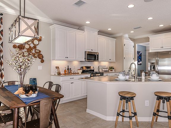 3rd image of 2119 Old Hollow Ln