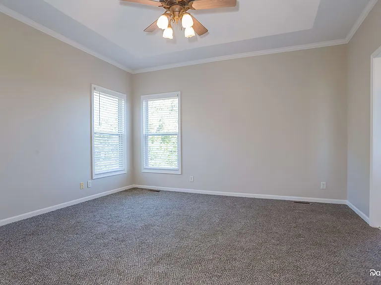 2308 W Elizabeth St — Photo 12
