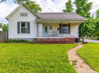 927 E Promenade St, Mexico, MO 65265
