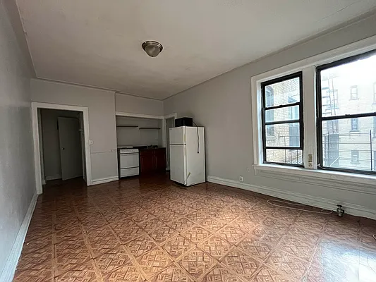 Rented by BRICK & GALO REALTY CORP | media 10