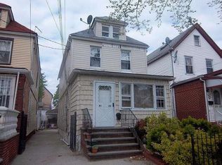 8940 202nd St, Hollis, NY 11423