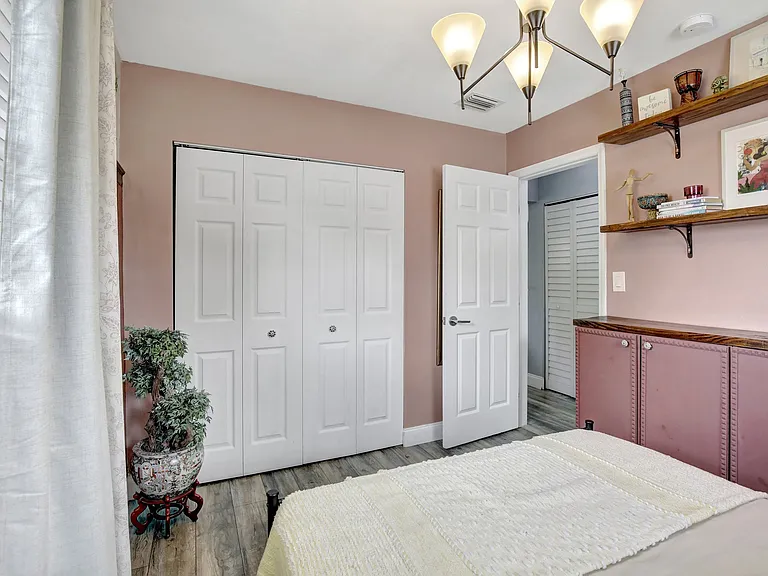2270 Island Dr — Photo 25