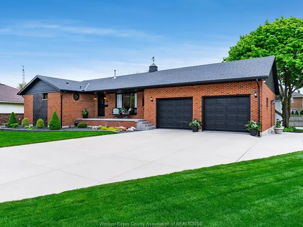 66 Shawnee Ct, Leamington, ON N8H 5A9