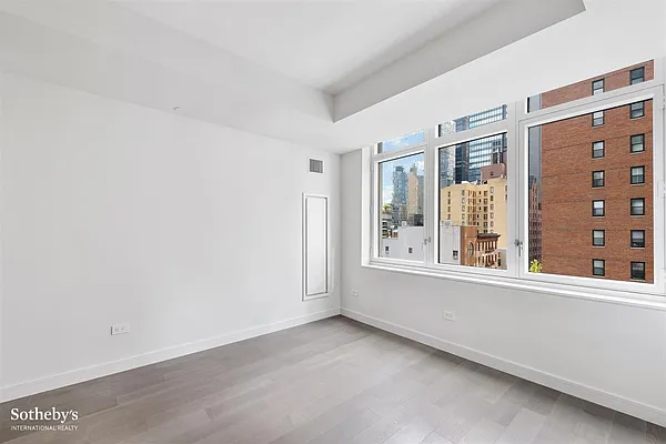 Sold by Sotheby's International Realty | media 5