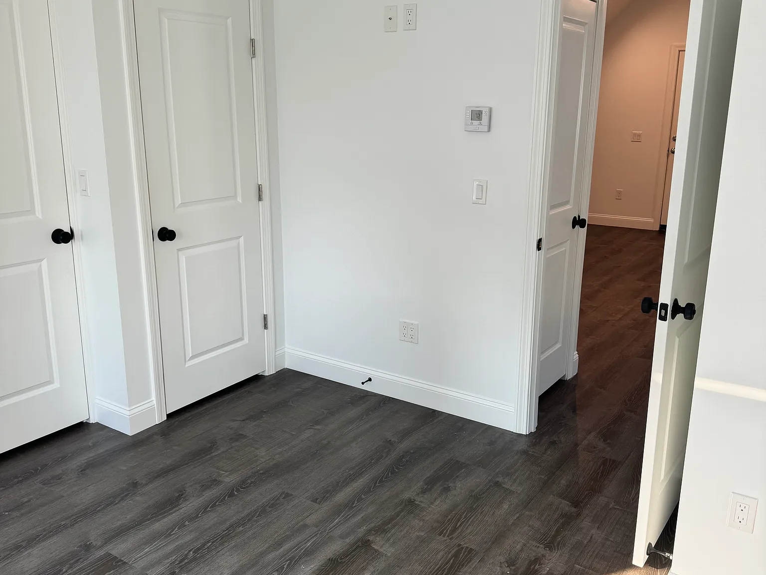 1 bed, 700 sqft, $1,900 — Photo 4