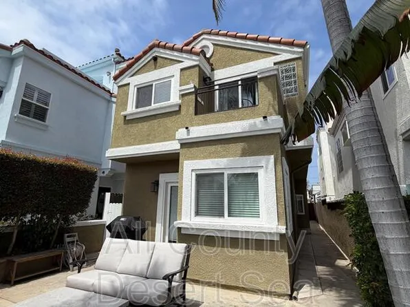 621 8th St, Huntington Beach, CA 92648