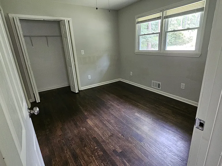 5474 June Dr SW — Photo 4
