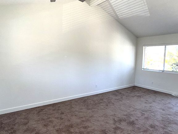 3rd image of 272 Orange Ave #A