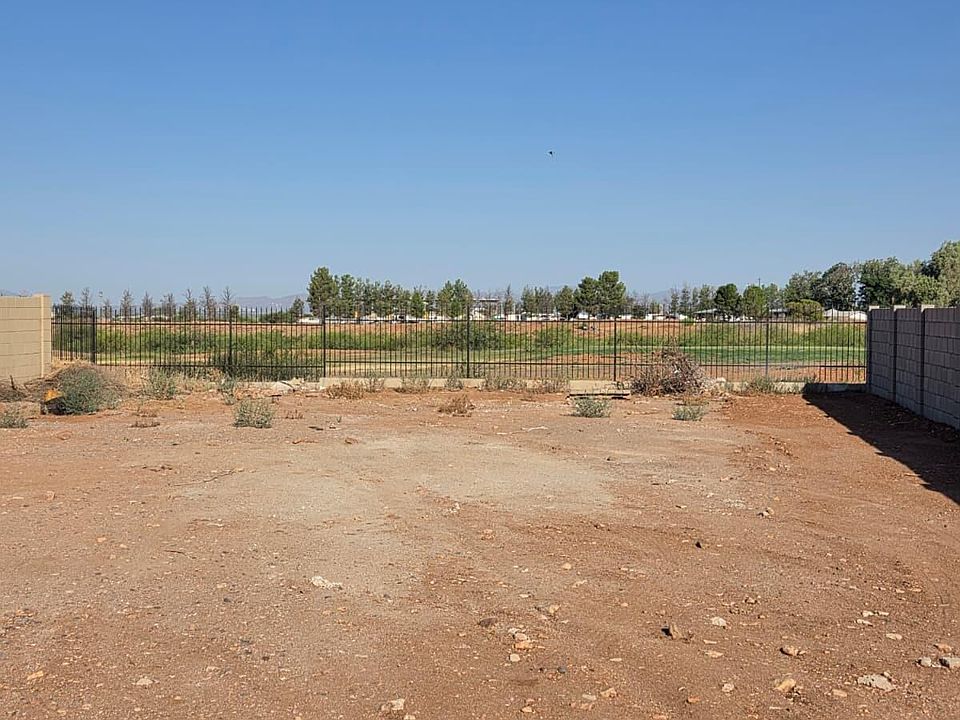 2nd image of XXX CAMINO DEL RANCHO -- #27