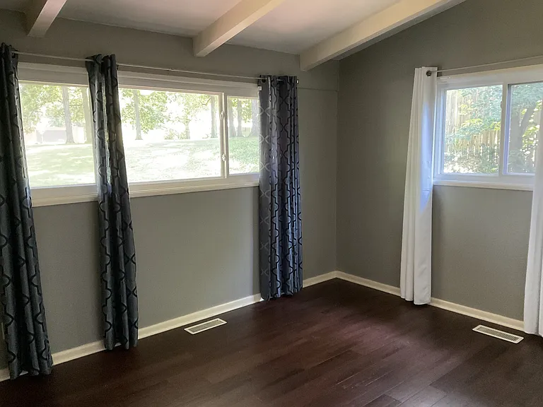 7506 Oak Ln — Photo 14