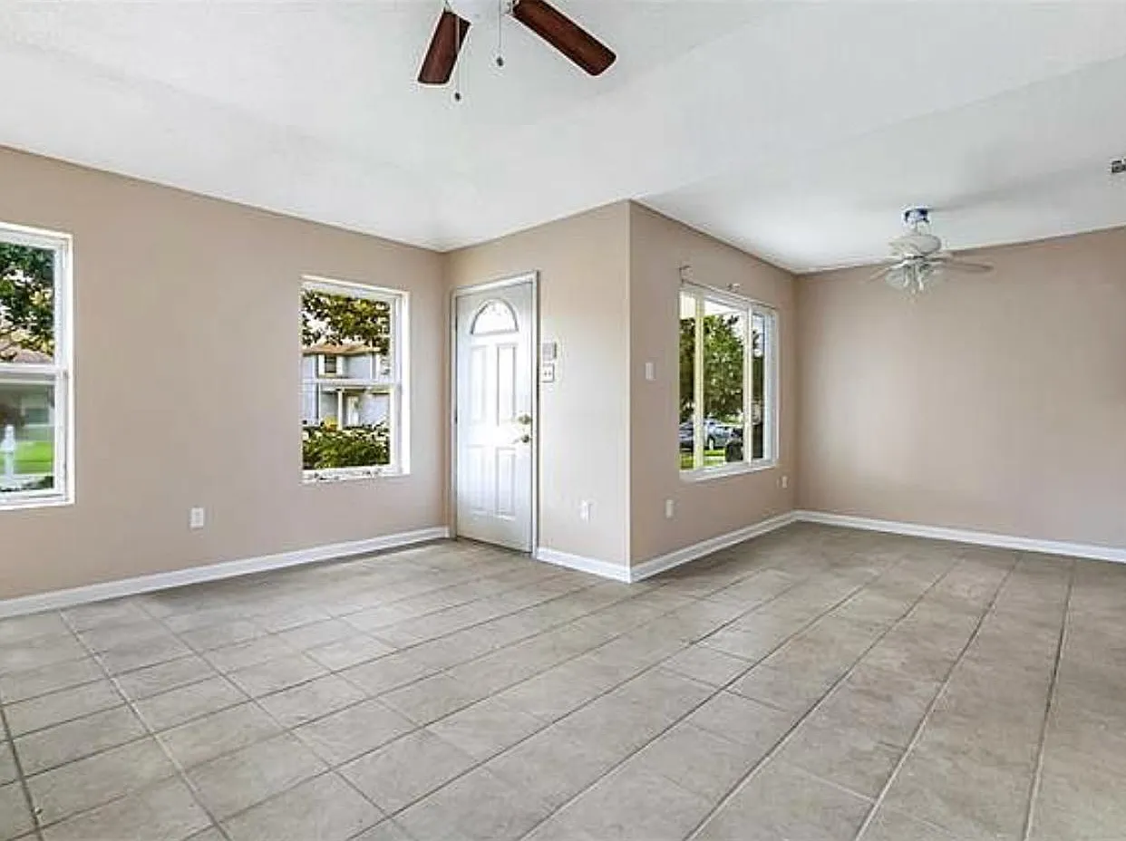 5216 Cross Creek Dr — Photo 4