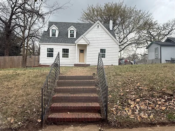 1111 N 5th Ave, Durant, OK 74701