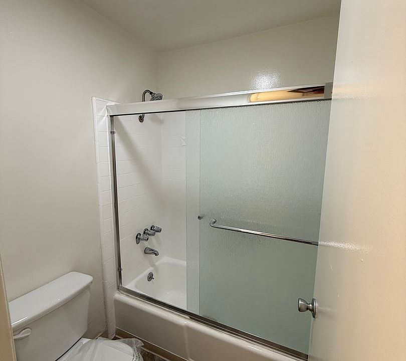 1st image of 144 S Doheny Dr #306