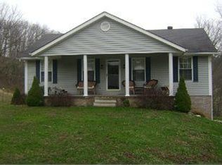 945 Grace Rd, Reedy, WV 25270