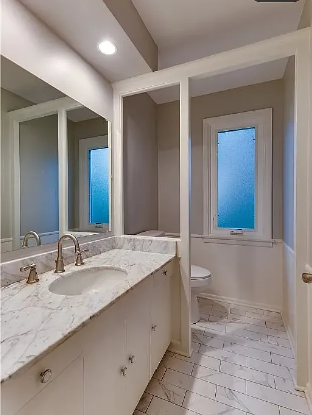 4 bed, 2352 sqft, $3,750 — Photo 3