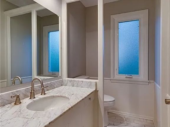 3rd image of 23650 Fairmount Blvd