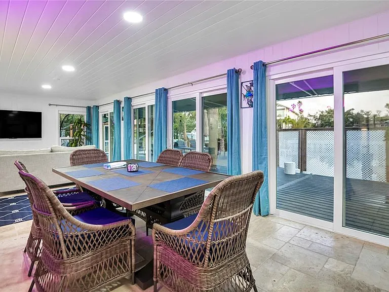 31 Lands End Ln — Photo 21