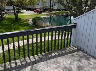 18120 N Stoneridge St APT B, South Bend, IN 46637