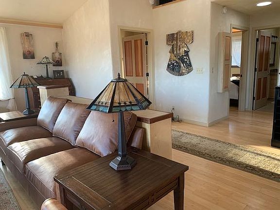 Living room overlooking Mt. Shasta