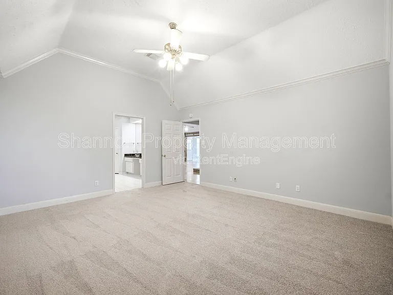 15911 Moon Rock Dr — Photo 23