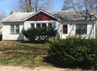 908 N Busey Ave, Urbana, IL