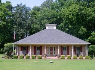 26 Morris Mo0re Dr, Humboldt, TN 38343