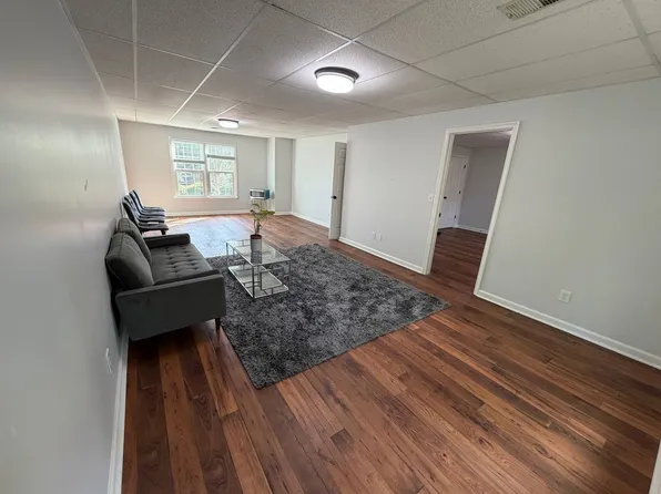 1772 Ascot Run NW, Acworth, GA 30102