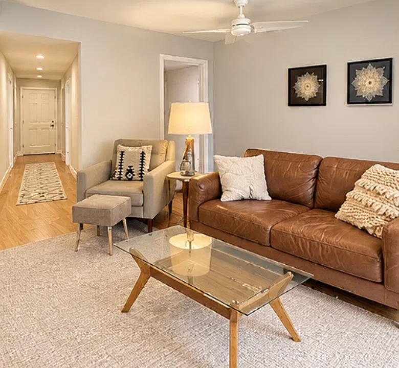 4329 Loma Riviera Ct