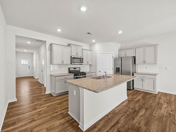 3rd image of 1287 Elterwater Ln