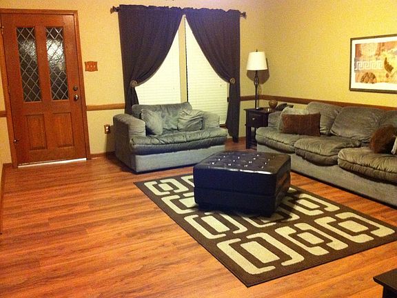 livingroom w corner fireplace