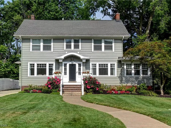 2138 Wooster Rd, Rocky River, OH 44116